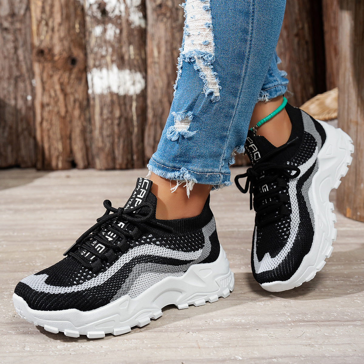 Women’s Lightweight Soft-Bottom Casual Shoes – Breathable Mesh Lace-Up Sports Sneakers